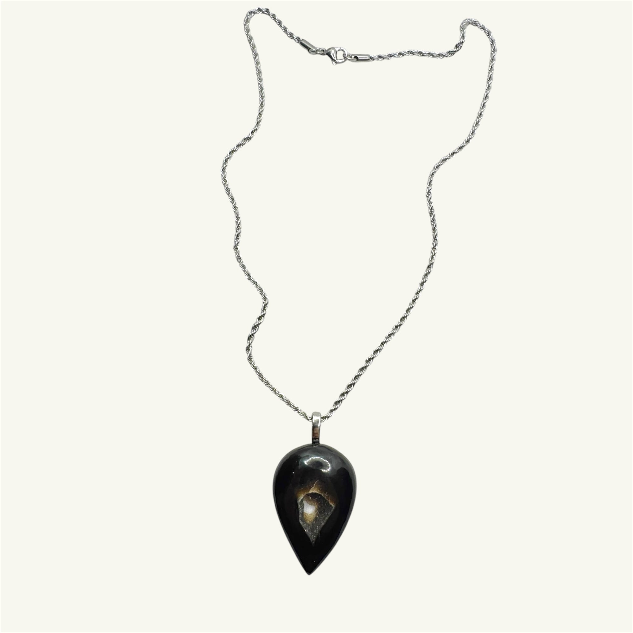 Collana drusa onice nera 41x27 mm Sharifa Crystals